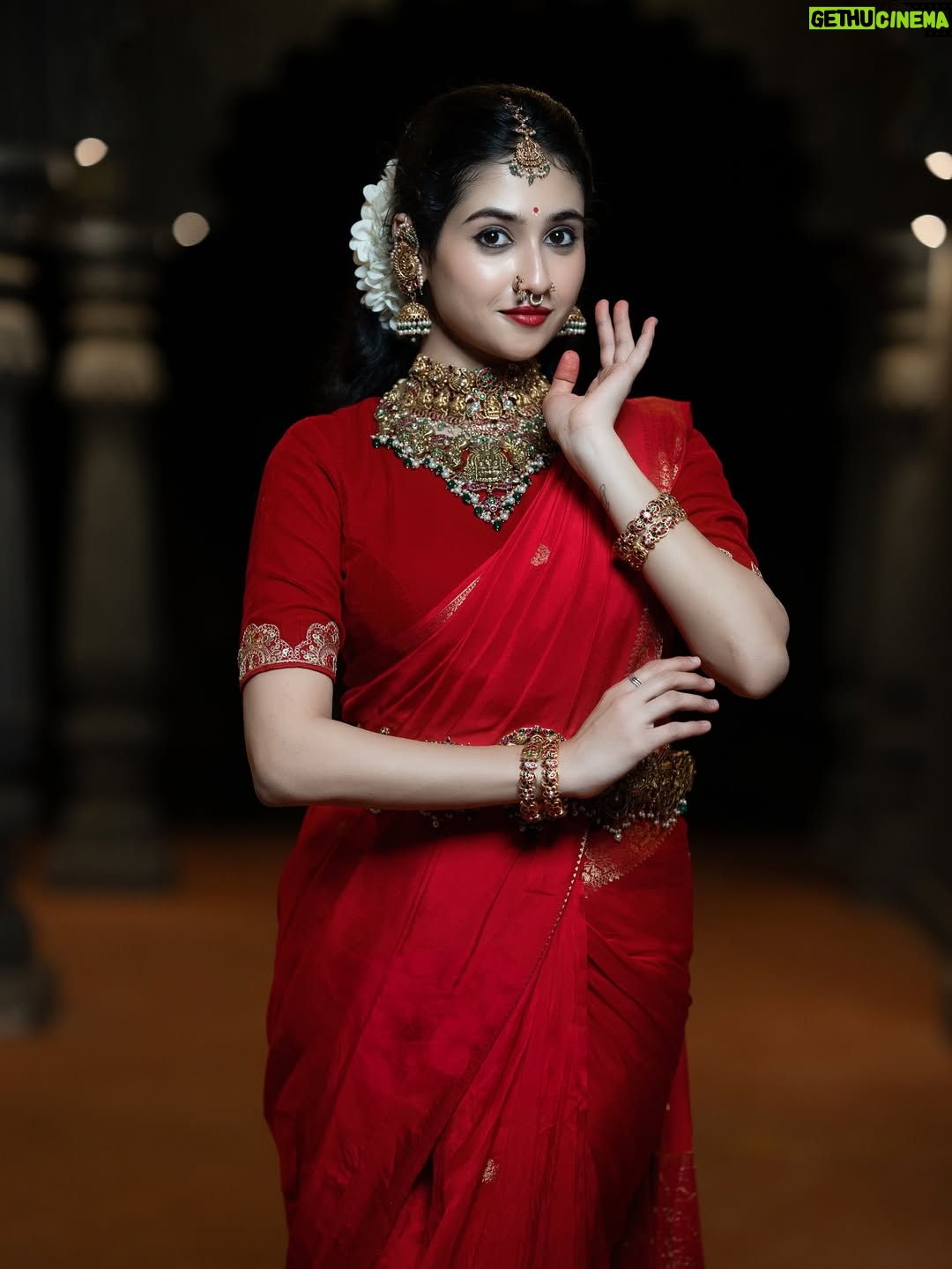 Malaika Vasupal - 77.9K Likes - 