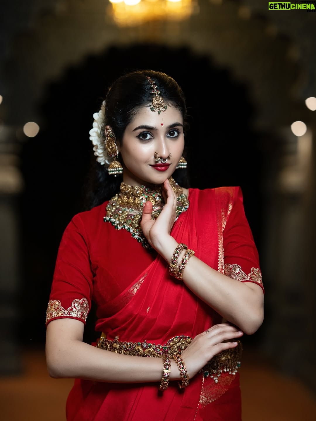 Malaika Vasupal - 77.9K Likes - 