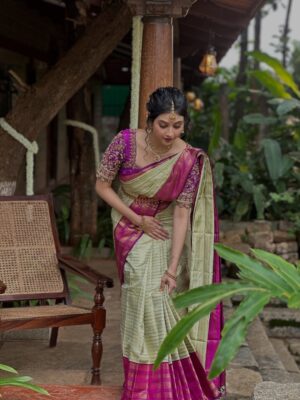 Malaika Vasupal Instagram - 💖

@shruthiashwath_makeupartist 
@shreeshtafamilystore_official 

#malaika #ayyosivane #kannada #kannadaactors