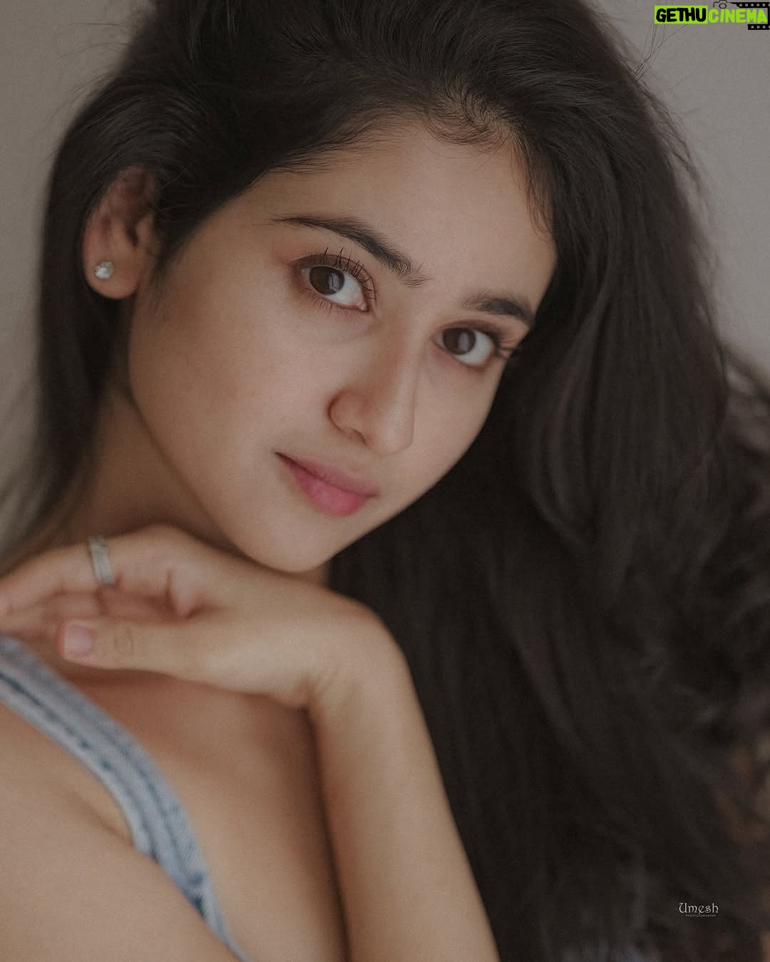 Malaika Vasupal - 164.2K Likes - 🤍🦢
 Couldn’t pick one 💁🏻‍♀️

Nimma fav photo yavdu ??☺️🙈

#malaika #post #candid #candidphotography #leela #loveyourself #bluesky #trend #kannada