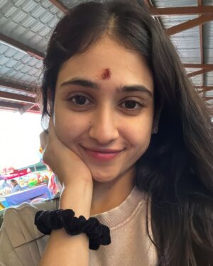 Malaika Vasupal Instagram - ತಾಯಿ 🙏♥️