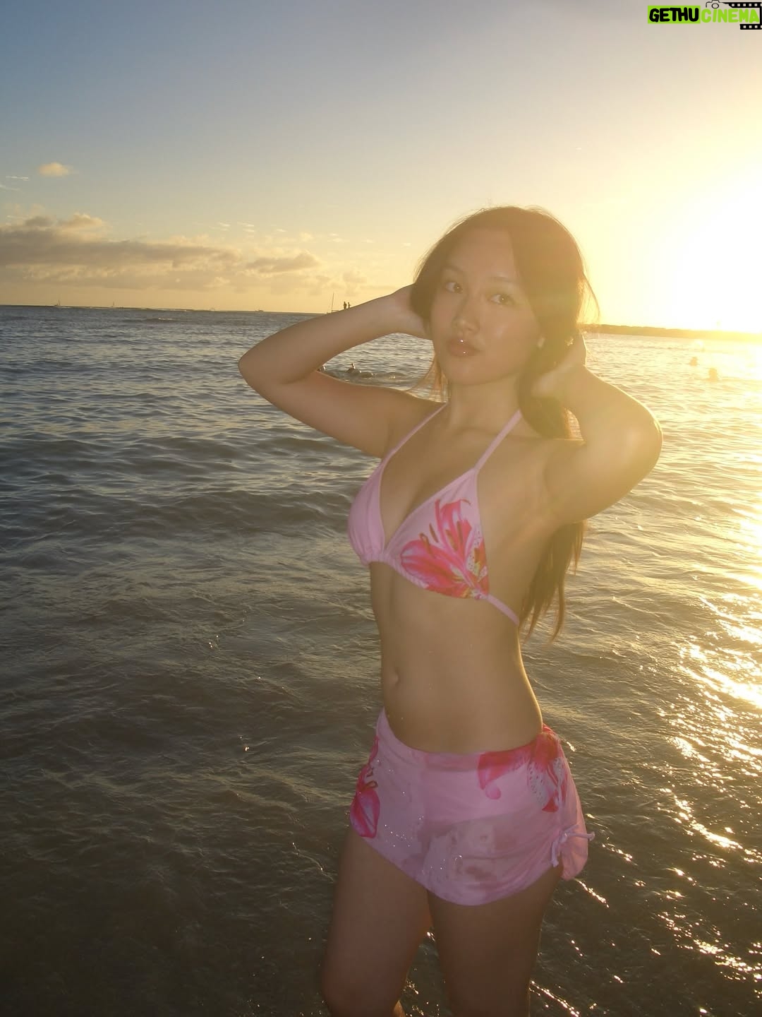 Malea Emma Tjandrawidjaja - 34.8K Likes - 2026!!

#maleaemma