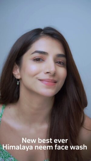 Malhaar Rathod Instagram - “Skipping the pimple episodes like they never existed.”
Only the glow-up arc, powered by Himalaya Neem Facewash 💚

#BreakThePimpleCycle
#SkipThePimpleEpisodes #PimpleFreeSkin #ClearSkin #PurifiedSkin BlemishFreeSkin NewBestEverHimalayaPurifyingNeemFaceWash MadeWith5PartsOfNeem
HimalayaPurifyingNeemFaceWash