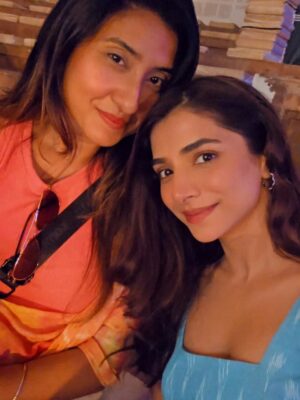 Malhaar Rathod Instagram - 200k 🤍 My heart is so full today. Your love for my show, for Antara, and for my journey means more than you’ll ever know. Thank you for seeing me. 

 A tight hug to the team of AKB @mxplayer @rusk.media @tanmai_rastogi @jayatipandya02 @hindavi @bhattacharya.sayak @arifshaikh1981 @udta_kahaanikaar @mullapooh @nathazarurmarega @nikeeta_bhambhani @ayesha_dowerah @prernaghimiray023 @sassy_soul_samhita @luvludhiyani @sumitkeshari_official @sonali06684 @tabrezmakeovers for making Antara happen ! 

A special thanks to #ElvishArmy who showed up for me with open arms.
Truly , deeply grateful 🤍