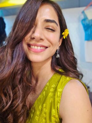 Malhaar Rathod Instagram - Unfiltered Antara 🌼
Last one is my favorite 🤘🏻😝