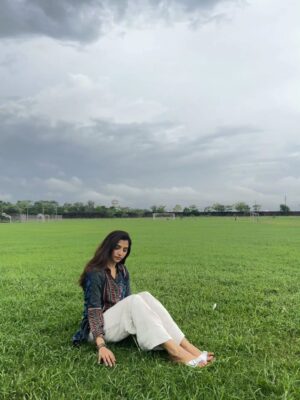 Malhaar Rathod Instagram - Unfiltered Antara 🌼
Last one is my favorite 🤘🏻😝