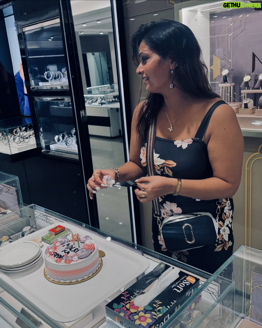 Malvika Tomar - 3.3K Likes - Bless from universe….thanks @titanwatchesindia for inviting me and for gifting me such a precious watch……Thank you everyone for your sweet wishes and love ❤️