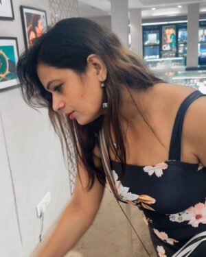 Malvika Tomar Instagram - Bless from universe….thanks @titanwatchesindia for inviting me and for gifting me such a precious watch……Thank you everyone for your sweet wishes and love ❤️