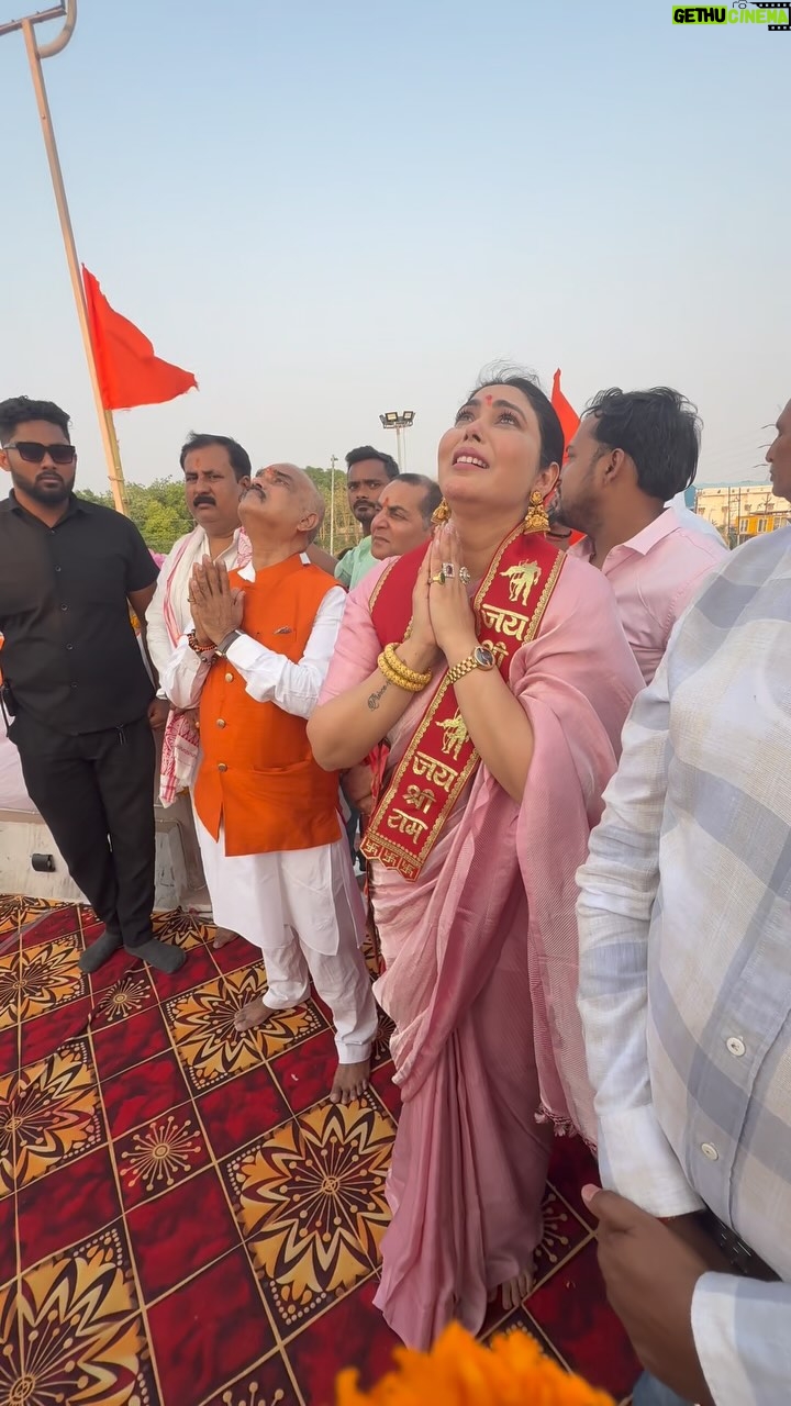 Mamta Rai - 7.2K Likes - आज मेरा सपना पूरा हुआ-
हरुआ एयरपोर्ट रोड बड़े हनुमान जी कि प्रतिमा को तुलसी मालार्पण करने का—
जय काशी हर हर महादेव जय श्री राम 🚩🚩
.
#kashikibetimamtarai #jaikashi #jaihanuman #jaishriram #sanatan #hindurashtra🚩 #mamtarai46