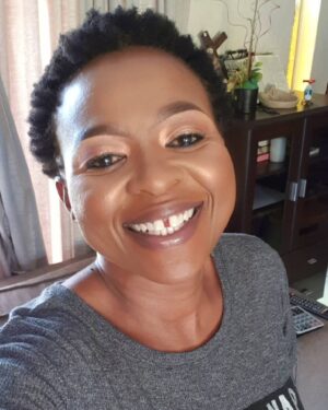 Manaka Ranaka Instagram - Do you feel the freedom??? The only freedom I feel is on my head, my hair, my crown š
