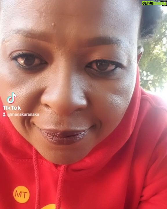 Manaka Ranaka - 10K Likes - Its the Mo'Afrika hoody for me by @sifiso_sir.. #MoAfrika #MomsOfTikTok on Insta or is it #MomsOfInstagram on TikTok 🤣😜🥰 Had to hop on the #HeartBreakChallange.. #AngikaCedi #NisazozwaYimi