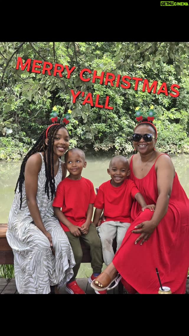 Manaka Ranaka - 23.6K Likes - From mine to yours...

🥳🎉🎊🎄🎅🏾

#HappyFamilyGatheringDay