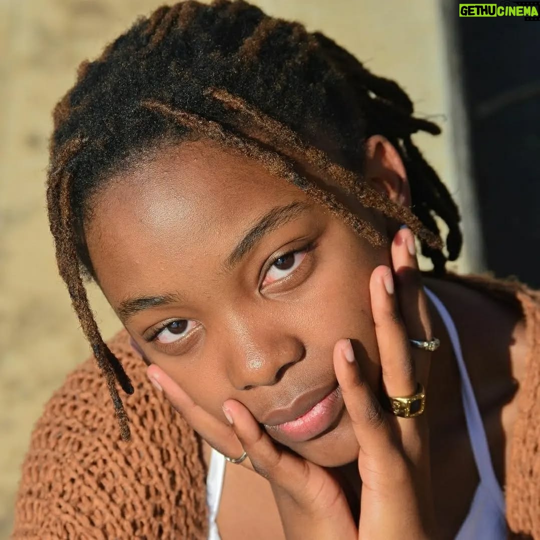 Manaka Ranaka - 12.9K Likes - 2008•02•21

Happy Birthday My Lele.. 
I got you baby girl..
💜