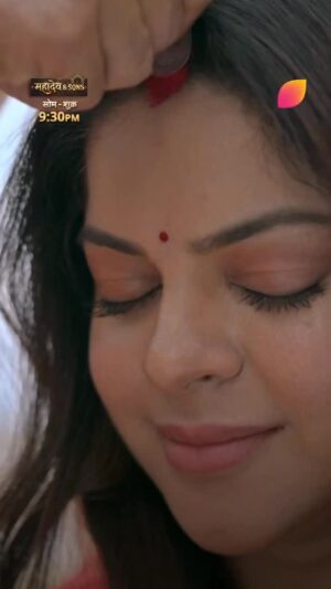 Manasi Salvi Instagram - 25 saal se kaayam hai Mahadev aur Bhanu ke beech nafrat ki deewaar! 😧 

Dekhiye #MahadevAndSons, Mon-Fri raat 9:30 baje, sirf #Colors aur @jiohotstar par. 

@shaktianandofficial @snehawaghc @imanasisalvi @imakofficial_ @dpk.khati @muohit.joushi.007