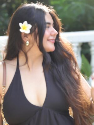 Manasvi shokeen Instagram -