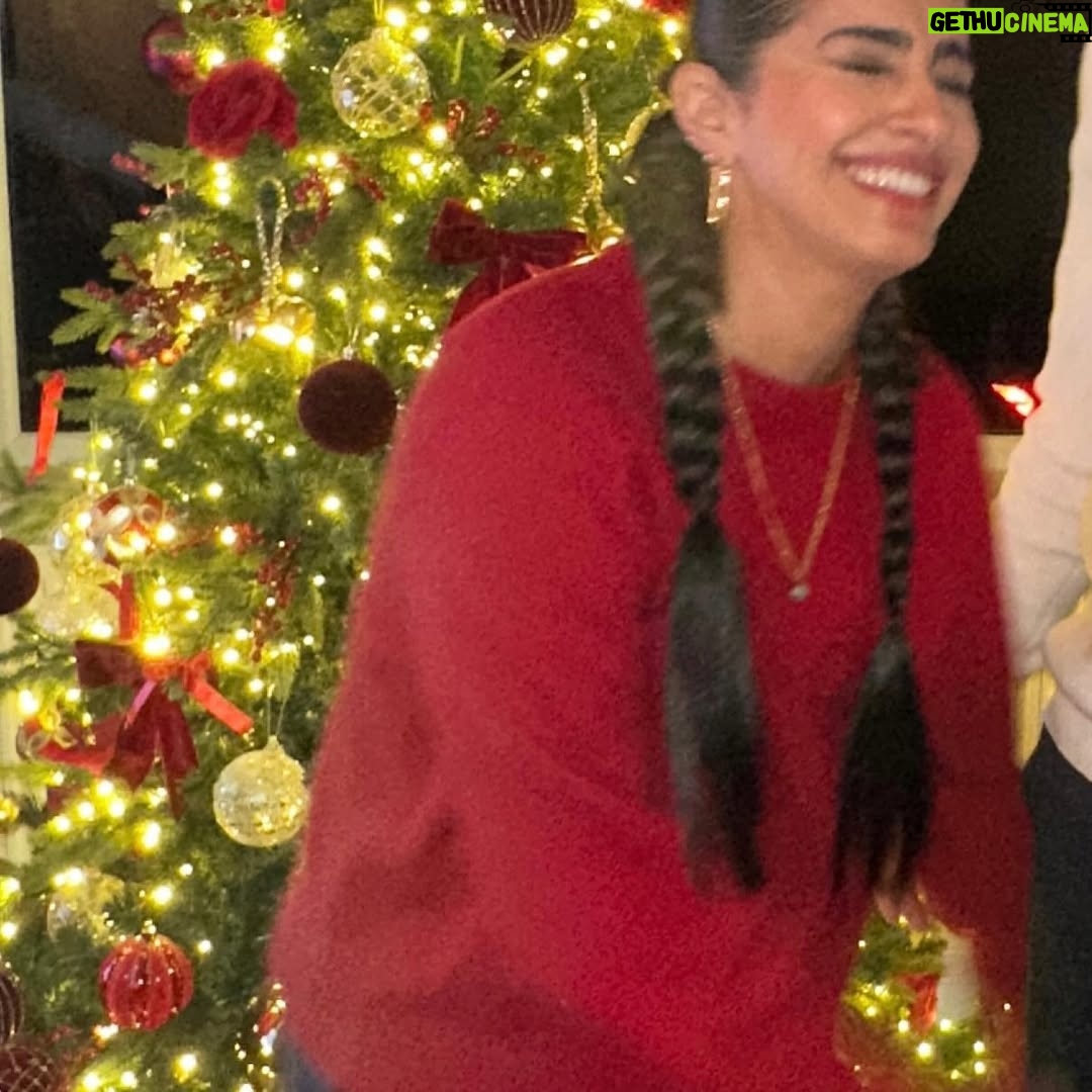 Mandip Gill - 3 Likes - Second half of 2025.  Chicago, Canada, Cake and Cuddles. And another move 🙏🏼