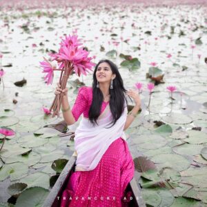 Maneesha Mahesh Instagram - ✨🫰🏻🌷
📸 @houseofchroniclez