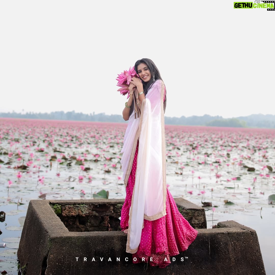 Maneesha Mahesh - 76K Likes - ✨🫰🏻🌷
📸 @houseofchroniclez