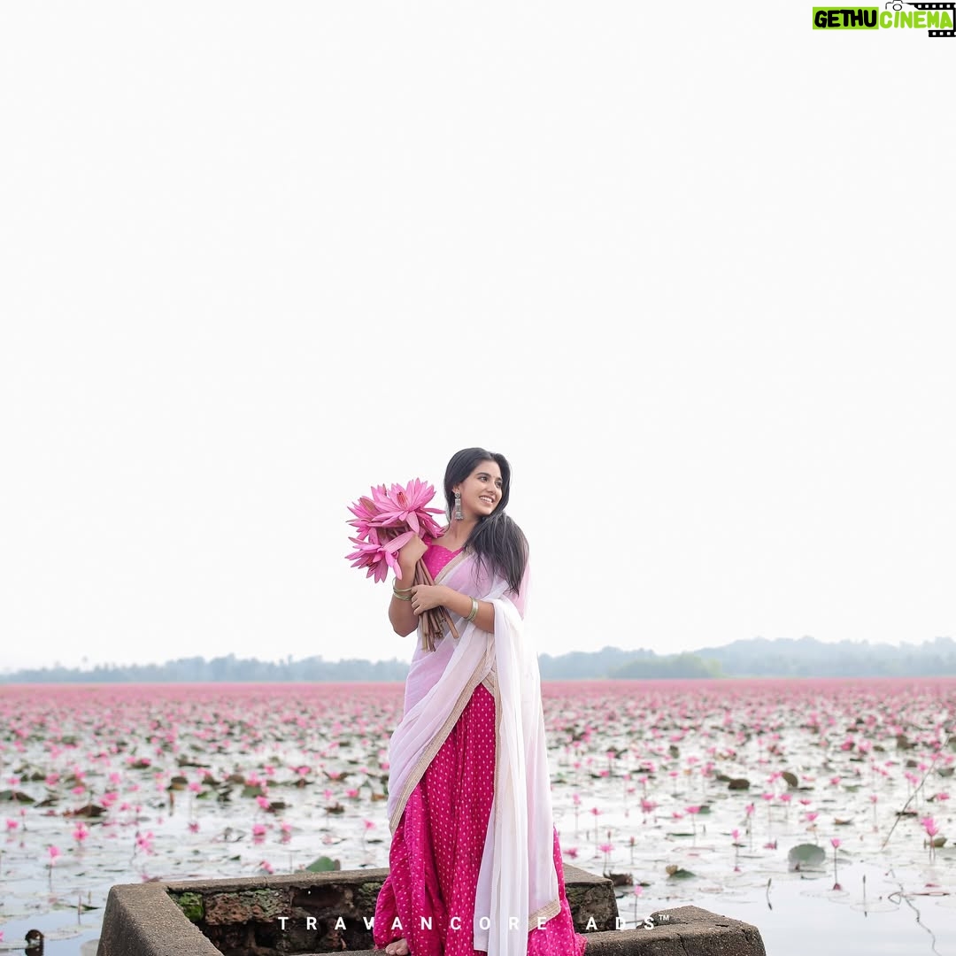 Maneesha Mahesh - 76K Likes - ✨🫰🏻🌷
📸 @houseofchroniclez