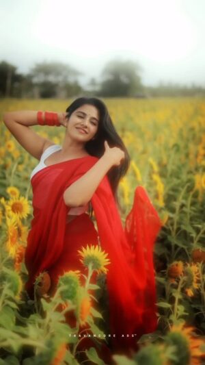 Maneesha Mahesh Instagram - Shine with grace āØ
šø @houseofchroniclez
Editing: @abhinanth_rnair