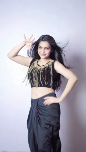 Manisha Sati Instagram - Naina ladawa 💃🪩

#manishasati