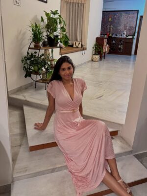 Manisha Yadav Instagram - Have a “Peachy weekend”😁