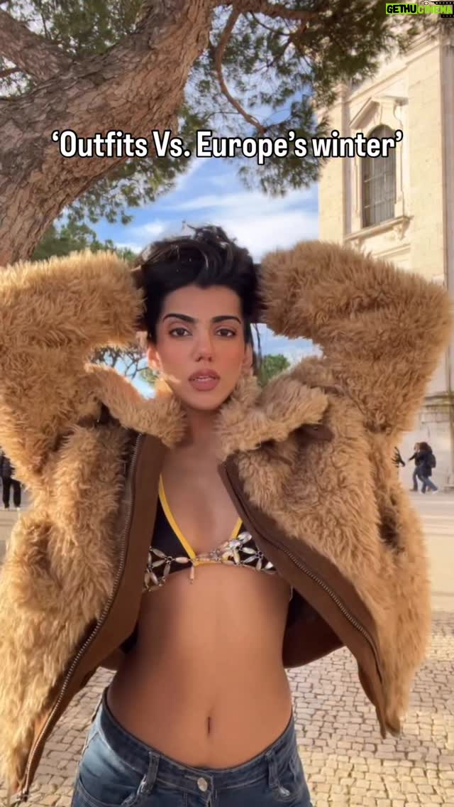 Mannat Khanna - 2.7K Likes - A beach girl in Europe’s winter—somehow surviving🙂
:
:
:
:
:
#mannatkhanna