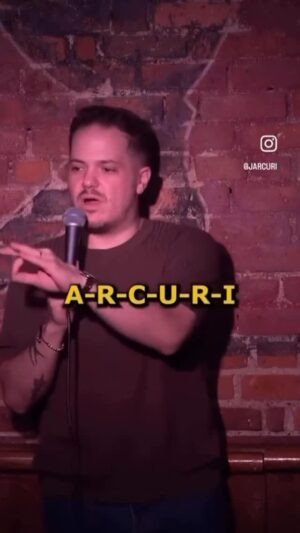 Manuela Arcuri Instagram - Hi Jeff ! Technically you couldn’t be my son but maybe could be my brother!😂
I’ll wait for you in Rome Bro 🤗🤗
@Jarcuri #funny #jokes #crowdwork
#standupcomedy #comedy #italy
#america #manuelaarcuri
#jeffarcuri #brother
#brotherandsister