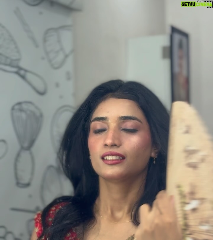 Manya Singh - 4.7K Likes - Birthday went like this 
Work-Celebration- and College lectures and with a lot of procrastination!
.
💼: @thehouseofserein