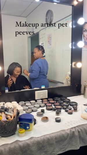 Mapaseka Koetle Instagram - Makeup artist pet peeves 😂😂