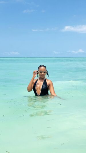 Mapaseka Koetle Instagram - Siyazidlalela🤍🇹🇿
