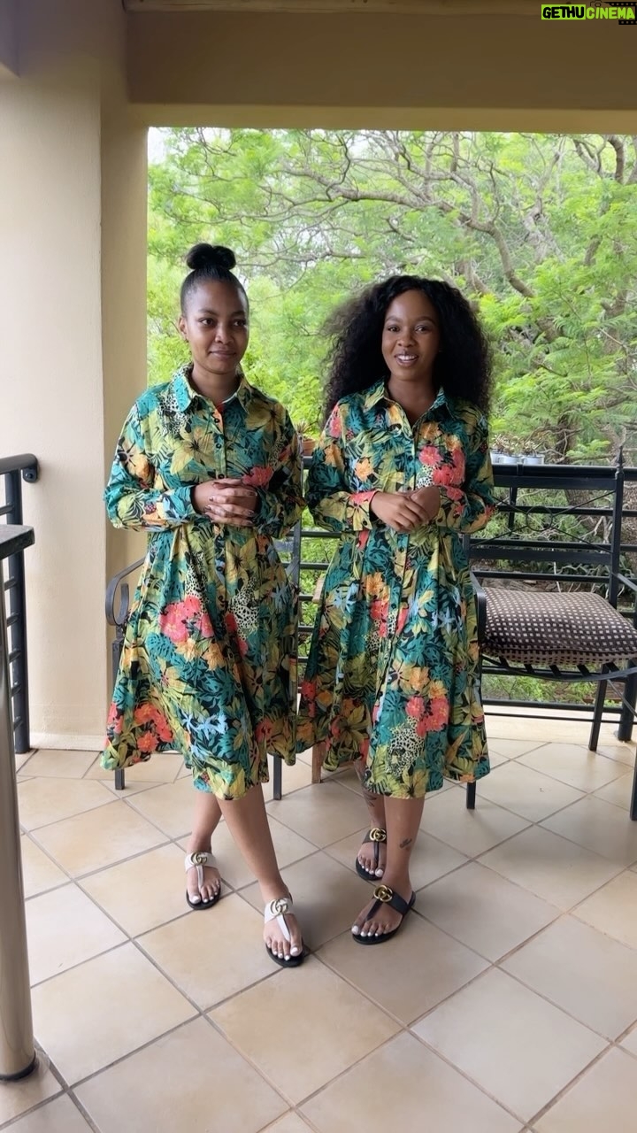Mapaseka Koetle - 44.8K Likes - Growing up me and my sis used to wear matching clothes today Our mom got us matching Christmas dresses 😂  girl 
made sure the dresses are long and Not body hugging 💀.. 

Merry Christmas Bathong 🌲❤️