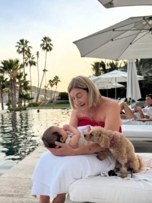 Mara Lopez Instagram - Cabo dreams 🌴 Lana on the beach, Lana in the water, Lana turning 3 months, Lana with the grandmas, Lana's first thanksgiving and the whale we named Lana 🐳🤣
