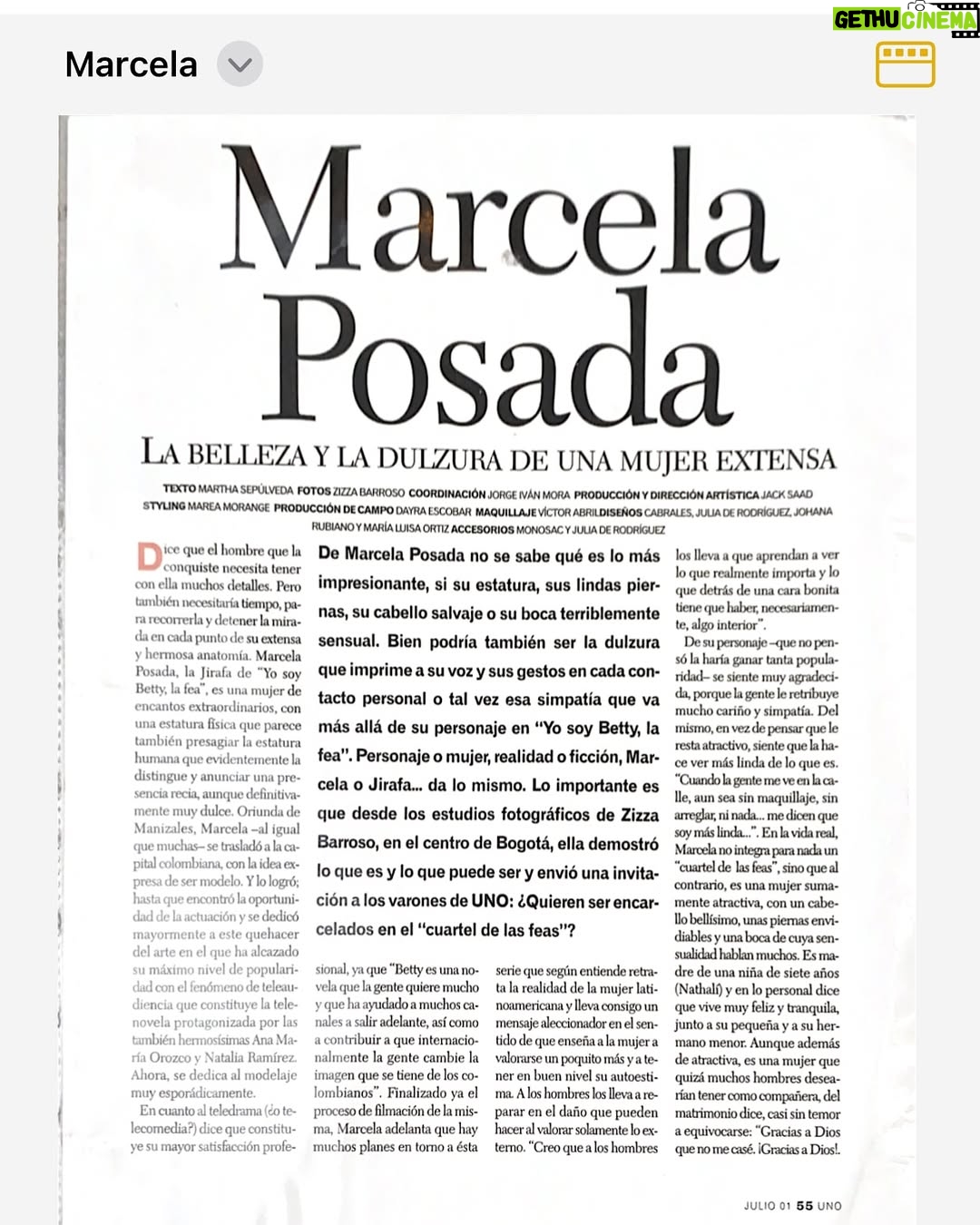 Marcela Posada - 3.3K Likes - Estas fotografías fueron realizadas para una revista de República Dominicana, al día siguiente de grabar en #yosoybettylafea las escenas del museo, bueno, en realidad fue el mismo día, ya que terminamos de grabar a las 7 am y fueron casi 24 horas seguidas de grabación, ¡y las fotos las tenía a las 8:00 am! Pero lo que realmente recuerdo de ese día es que andaba muy triste, ya que estaba pasando por la única traga maluca que realmente he tenido. Y es que me había rechazado un hombre después de haber hecho hasta lo imposible por enamorarme, y no soportó la atención que llevaba ser el novio de la #Jirafa. Para él no era halagador pasar, según él, “a segundo plano” cuando estábamos en lugares públicos y la razón para dejarme con el corazón roto era hacerme sentir que yo no era suficiente para él.
Ahora que veo las fotos y me veo siento que sufrí sin necesidad y que realmente siempre he sido suficiente y nadie me puede hacer sentir menos por escudarse en sus propias inseguridades. 
¿Te ha pasado algo parecido?