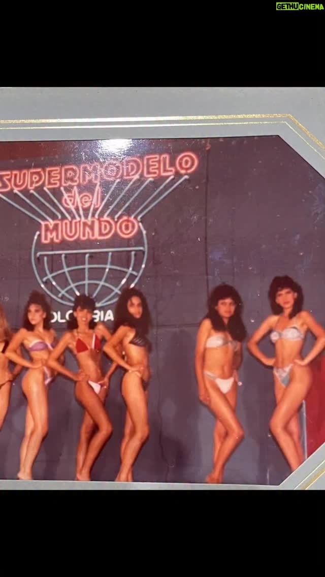 Marcela Posada - 1K Likes - La primera foto es mi #Tbt en mi época de modelo a los 17 años y las fotos siguientes son de mi Nieta que bien podría ser modelo ¿ustedes que opinan? @soysaragarzon