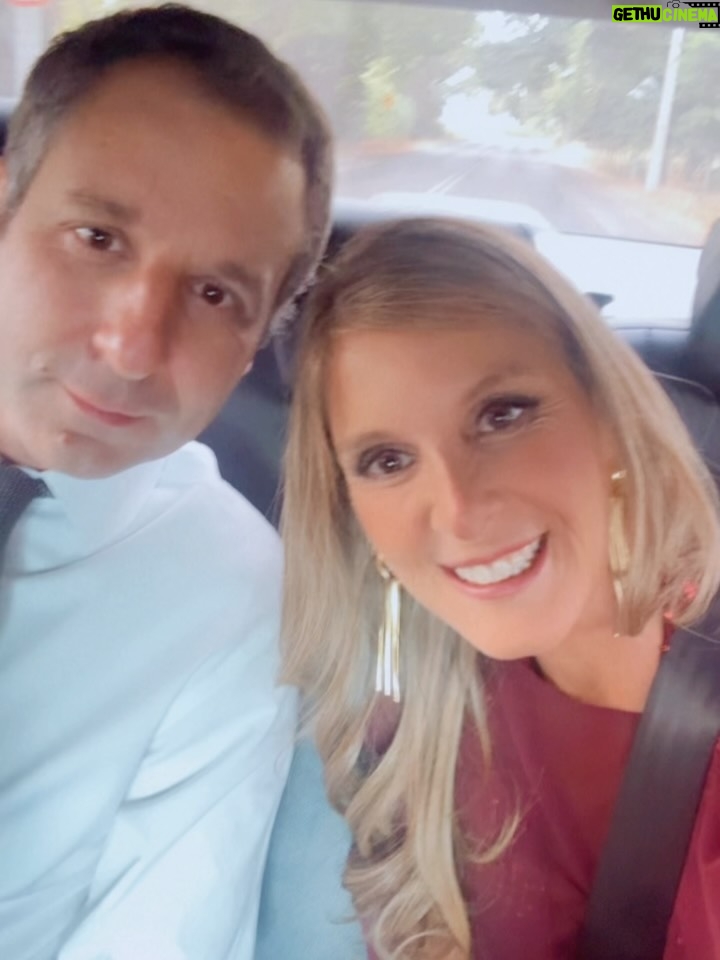 Marcela Sabat - 1.7K Likes - Tremendo matrimonio se mandaron ¡Felicidades @katherine_echaiz y Javier! Todo increíble 🚀 Los queremos ❤️

💃Me creo lo máximo 😅 con mi outfit @claraedwards_