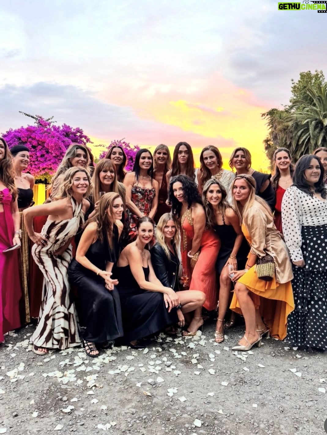 Marcela Sabat - 1.7K Likes - Tremendo matrimonio se mandaron ¡Felicidades @katherine_echaiz y Javier! Todo increíble 🚀 Los queremos ❤️

💃Me creo lo máximo 😅 con mi outfit @claraedwards_