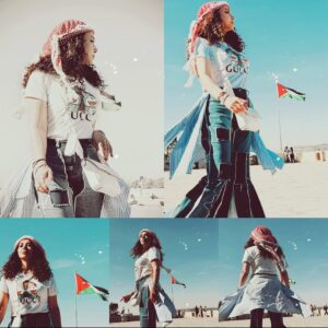 Margo Haddad Instagram - في حجمِ بعضِ الوردِ
لكنَّ لهُ جَبهةَ الشَّمسِ
ومَطلَعَها أبهى
هذا هو الأُردُنُّ
كُلُّ عامٍ والأُردُنُّ بألفِ خيرٍ #الاردن
#عيد_الاستقلال_الأردني
#25_أيار
#الأردن
#jordan #margo #margohaddad