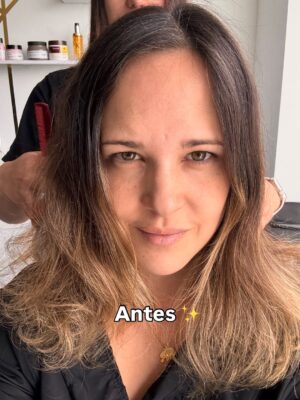 María Barreto Instagram - Yo amé este cambiecito de look, así, sutil. Justo lo que quería ✨🤍
@leidyorozco.blendmagic ❤️