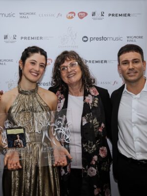 María Dueñas Instagram - 2 Grammophone Awards!!🤯

Not only being named “Young Artist of the Year” but also receiving an award especially for my Paganini album is an honor beyond words. 
I’m filled with deep gratitude to the Grammophone community for enriching our musical community the way they do. This recognition belongs to everyone having my back behind the scenes, some of them pictured here: my fantastic Deutsche Grammophon and managing team, always listening with open minds and ears, my close people, my brilliant producing team and above all, the audience for embracing this album with open arms. This means so much to me.