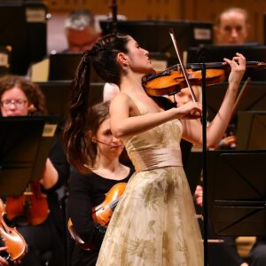 María Dueñas Instagram - It was a great week with Beethoven and @nationalsymphonyorchestrairl with Hans Graf. I enjoyed being in Dublin for the first time, thank you for the warm welcome and a special thanks to the Spanish ambassador, Teresa Lizaranzu, for receiving me❤️