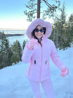 María González Roesch Instagram - Love at “frost sight” ❄️💗🥹🍬🩵