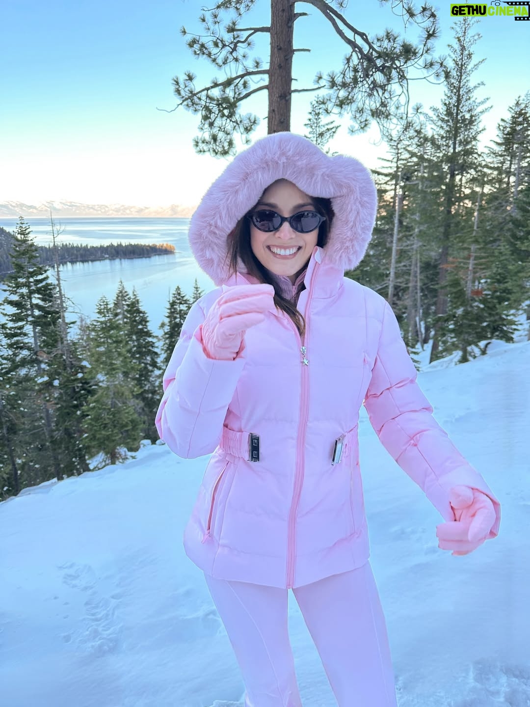 María González Roesch - 3.3K Likes - Love at “frost sight” ❄️💗🥹🍬🩵
