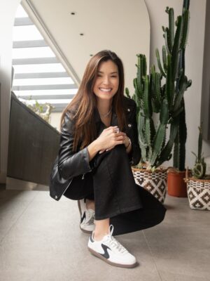 María González Roesch Instagram - 🖤👟 Fit check: @skecherslatino
Amandoo 🙌🏽