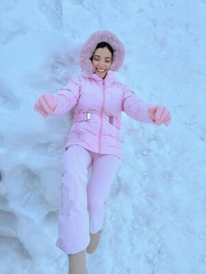 María González Roesch Instagram - Love at “frost sight” ❄️💗🥹🍬🩵