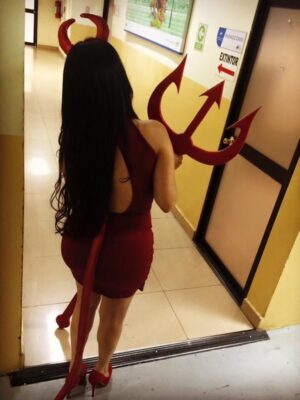 María Mercedes Pacheco Instagram - 2016 el año que marcó un antes y un después …. A veces le tenemos miedo a los cambios y al estar en nuestra zona de confort nos limitamos pero Dios sabiamente pone dificultades en tu vida para que afiances tu Fe y crezcas …. No sabia mi futuro pero agradezco cada segundo de lo que viví en estos 10 años porque la vida me preparo para este 2026…. Y en 10 años volveré a hablar de los cambios maravillosos que me tocó vivir y seguiré agradeciendo cada lágrima y cada risa porque lo entendí todo! Y no puedo estar más agradecida con mi Señor todopoderoso por la sabiduría, al amor y la vida que me ha regalado para vivir tantas cosas hermosas. De oruga a mariposa 🦋 #2016 #trend #2016❤️ #2026