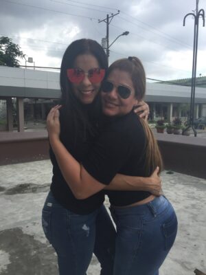 María Mercedes Pacheco Instagram - 2016 el año que marcó un antes y un después …. A veces le tenemos miedo a los cambios y al estar en nuestra zona de confort nos limitamos pero Dios sabiamente pone dificultades en tu vida para que afiances tu Fe y crezcas …. No sabia mi futuro pero agradezco cada segundo de lo que viví en estos 10 años porque la vida me preparo para este 2026…. Y en 10 años volveré a hablar de los cambios maravillosos que me tocó vivir y seguiré agradeciendo cada lágrima y cada risa porque lo entendí todo! Y no puedo estar más agradecida con mi Señor todopoderoso por la sabiduría, al amor y la vida que me ha regalado para vivir tantas cosas hermosas. De oruga a mariposa 🦋 #2016 #trend #2016❤️ #2026