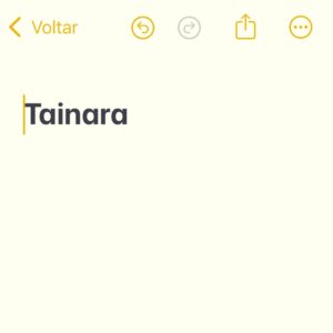 Maria Ribeiro Instagram - Ontem, passei o dia com o nome dela na cabeça, e queria sugerir o texto da @annavirginiab , escrito pra Folha. Coloco aqui um trecho, mas é importante ler tudo.

“O feminicídio raramente é ponto de partida. Antes dele, há muitos degraus que violentam mulheres aos poucos, dia aos dia.cada etapa produz uma espécie de morte em vida: a perda da autonomia, o medo constante, o corpo que ja nao é plenamente seu.

O assassinato costuma ser o ultimo ato de um tormento continuo e muitas vezes contemporizado por amigos que percebem abusos e se calam, por parentes que olham para o lado. Melhor nao se meter.”