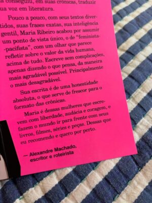 Maria Ribeiro Instagram - Ainda vou escrever com calma sobre o mar de amor que recebi na ultima Flip. Foi a primeira vez que lancei um livro lá, e, sem brincadeira, foi inesquecível. Pelos amigos que foram me ver, pelas amigas que fiz nesse mundo, pelo carinho recebido nas ruas, por essa ideia de Brasil onde a gente faz fila pra ver Marina Silva, Caetano Galindo, Ana Maria Gonçalves, Conceição Evaristo, Valter Hugo Mae.
Mas agora quero agradecer. Acabo de saber que meu #nãoseiseébommaséteu foi o livro mais vendido da #casarecord . To feliz que nem criança atravessando piscina pra pai e mãe verem. Meus últimos sete anos estão nesse volume pink.

Obrigada Roberta, Livia, Cassiano, Feres, Eugenia, Lucia, Flavia, Giovanna (que capa, socorro 💥)

Obrigada Anitta, Caetano Veloso, Zuenir Ventura, Alexandre Machado, Gregorio Duvivier, Marcelo Paiva, Helo Teixeira ✨

Obrigada João S.
Obrigada Domingos O.
Obrigada Otavio L.

Obrigada, Caio Mariano.

Obrigada, Paula Lavigne.

Obrigada ao pessoal da Companhia, especialmente Luiz Schwarcz e Marcelo Ferroni.

Obrigada ao pessoal da Todavia.

E obrigada a todas as pessoas que fizeram parte da minha história na escrita: Jorge Bastos Moreno, Ascanio Seleme, João Roberto Marinho, Paulo Lima, Adriana Verani, Fernanda Thedim, Fabio Carvalho, Luara Calvi Anic, Isabelle Moreira Lima, Tatiana Schibuola, Murilo Garavello, Maria Julia Marques, Adriana Negreiros, Andressa Zanandreia, Vanessa Cardoso, Cristina Fibe.

Esse livro reúne textos de O Globo, Tpm, Gama, Uol e Veja Rio.