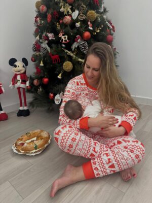 María Toledo Instagram - “Los Reyes se han metido en el globo, mamá”. 
¡Bendita inocencia!!!! 

Si algún día me pierdo, me encontraréis siempre con ellos. 
Mi parejita, por la que merece la pena todo. 
Día de ilusión en los primeros Reyes Magos de mi María.
🫅🏼🫅🤴🏾
Puede que ella no se entere, pero yo sí. 

Mi Vicente y mi María, mi todo. 
¡Os amoooooooo!!!!

#ReyesMagos2026 #miparejita #primerosreyesdemiprincesa #tiempoparaaqui #vidanocorrastanto